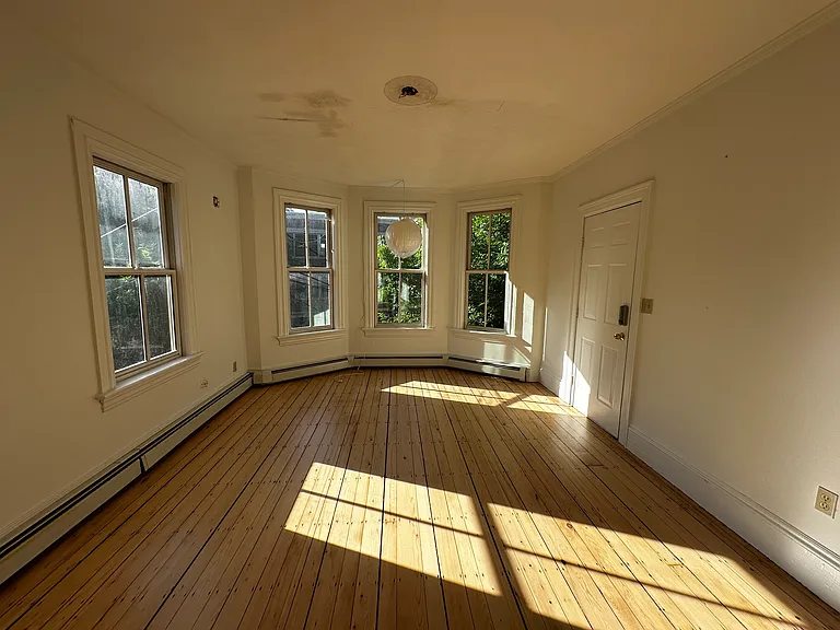 257 Broadway #4 — Photo 7
