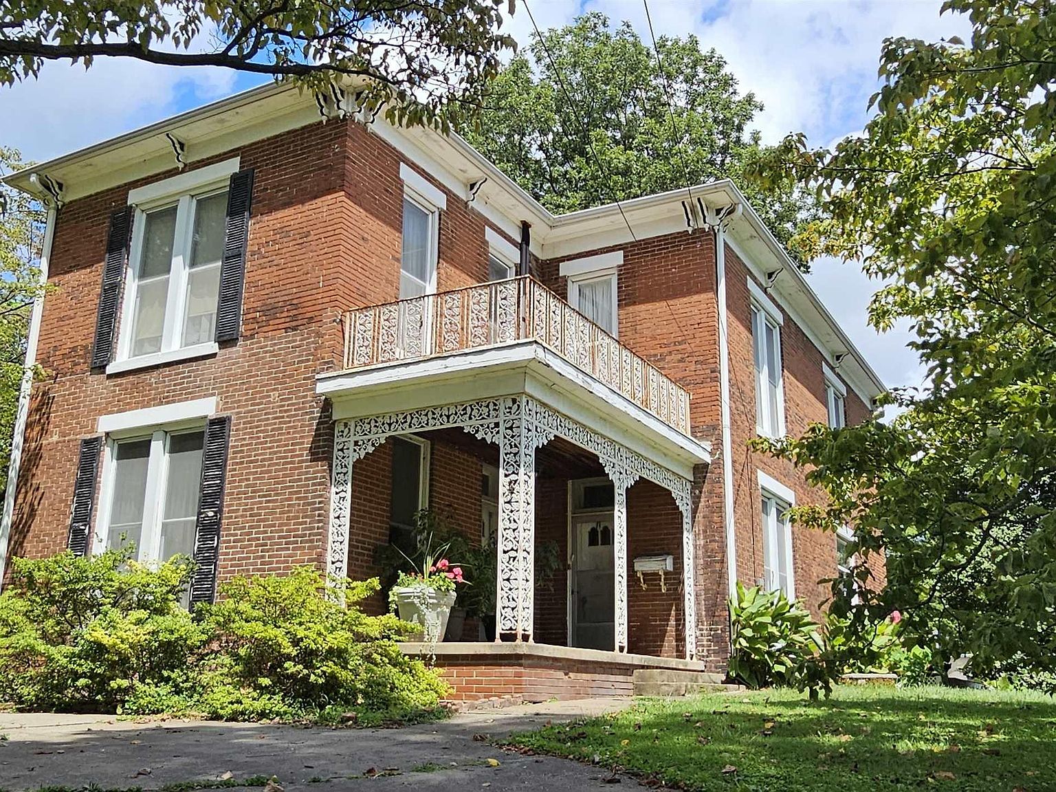 1323 College Dr, Mount Carmel, IL 62863 Zillow