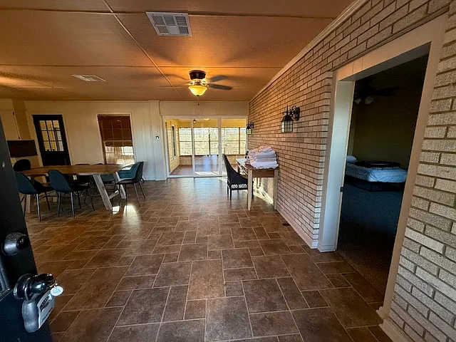 13428 FM 269 — Photo 17