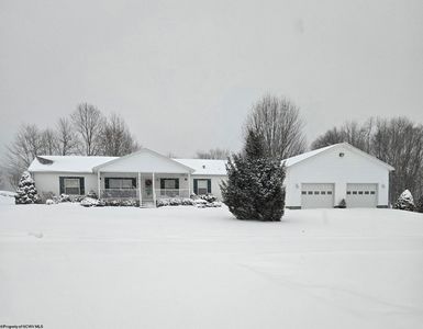 29 Fairfax Pines Dr, Reedsville, WV, 26547