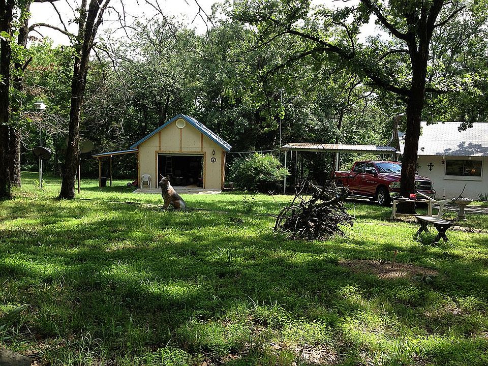 From the gate, looking south