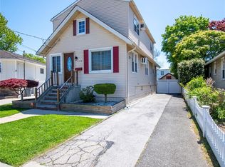 828 Jefferson St, Baldwin, NY 11510