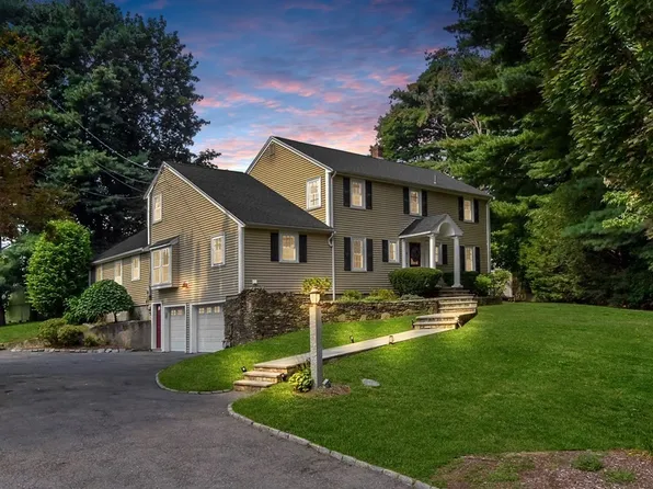 18 Wheeler Ln, Natick, MA 01760