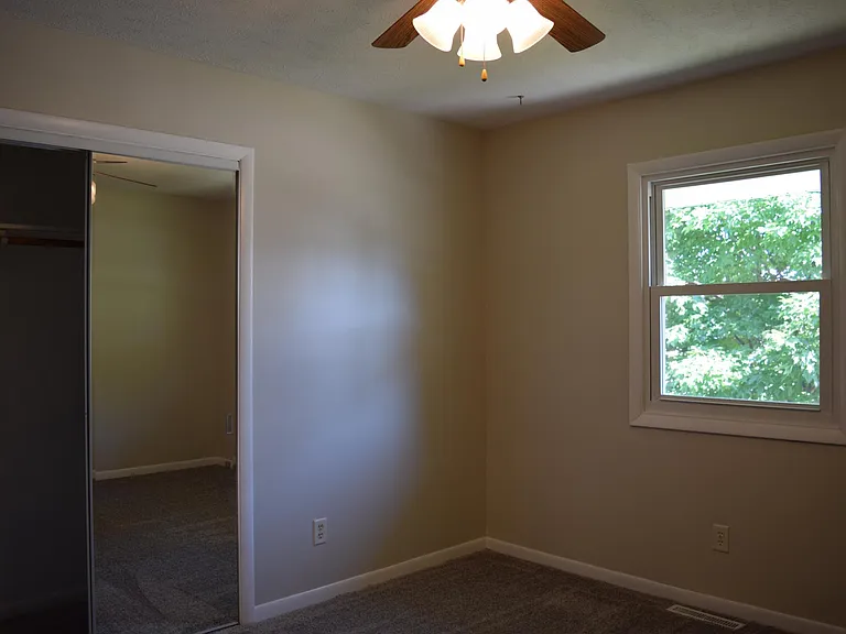2609 Hall Ct — Photo 28