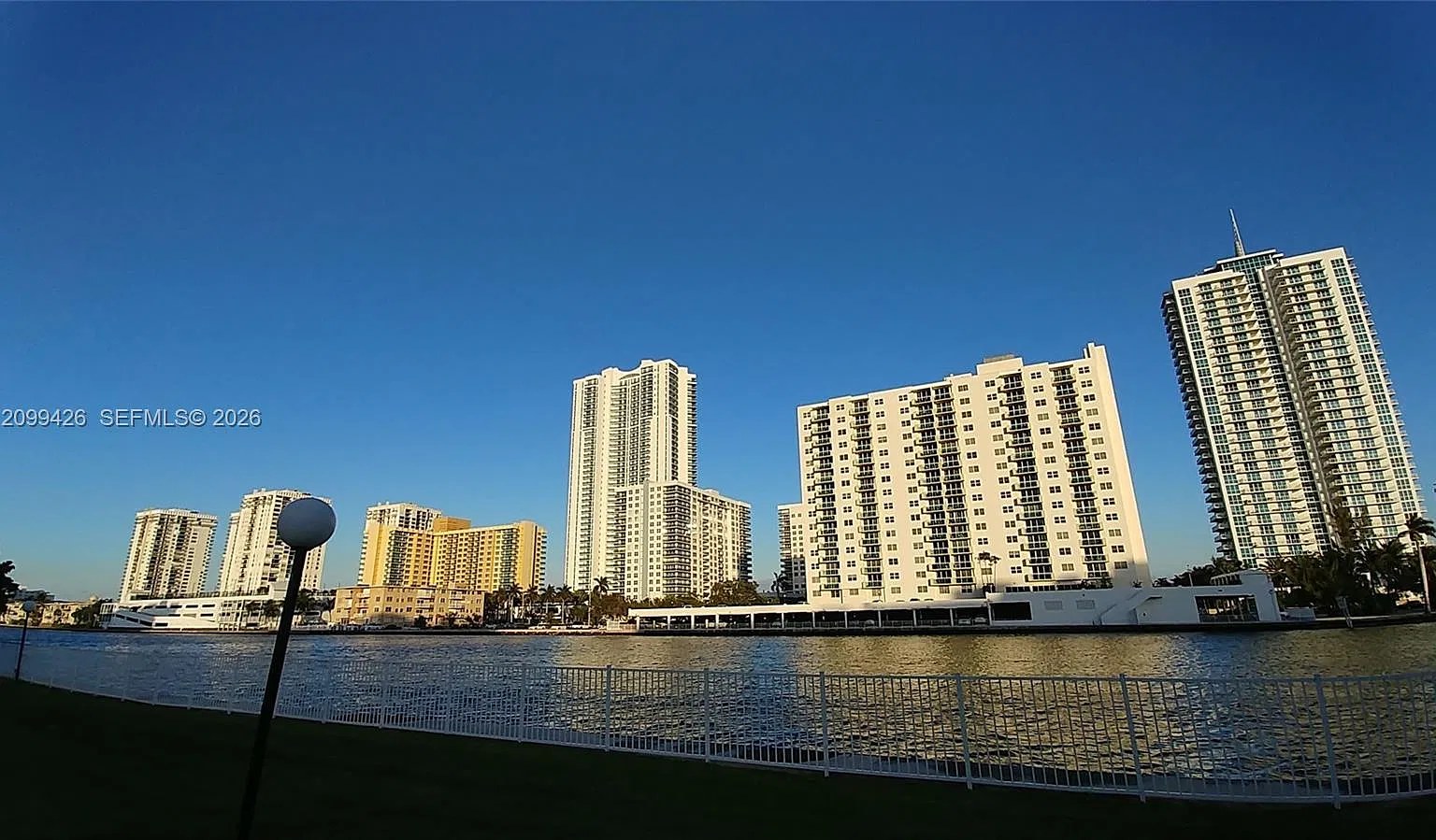 Oceanview Park Condo — Photo 2