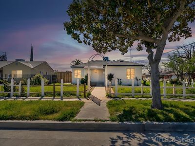 1645 W Fountain Way, Fresno, CA, 93705