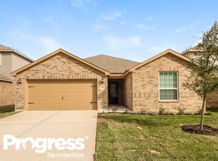10433 Sweetwater Creek Dr, Cleveland, TX 77328
