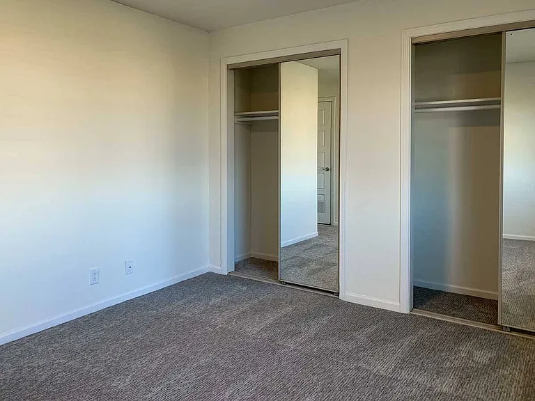 Northridge Heights Apartments — Photo 166