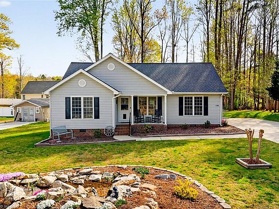 2nd image of 2148 Sarina Dr