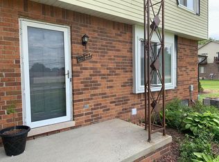 50027 S Benny Ct, Chesterfield, MI 48047