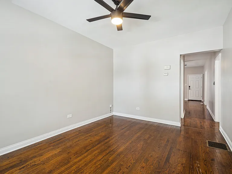 4237 W School St #1 — Photo 8