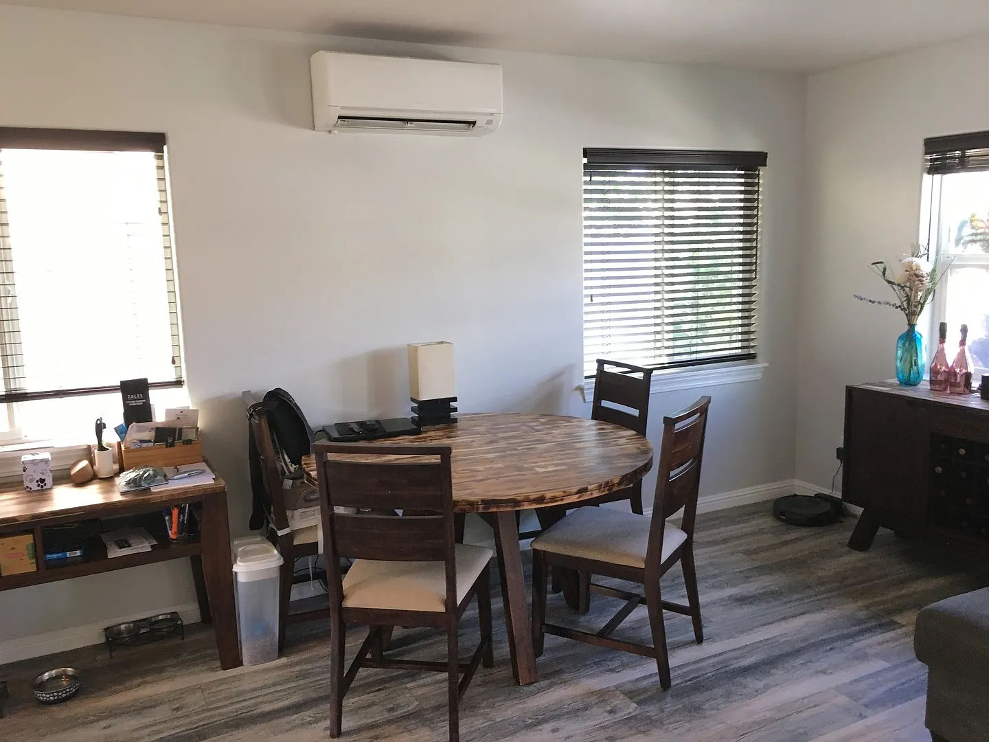 3 Bedroom, 2.5 Bathroom Home — Photo 3