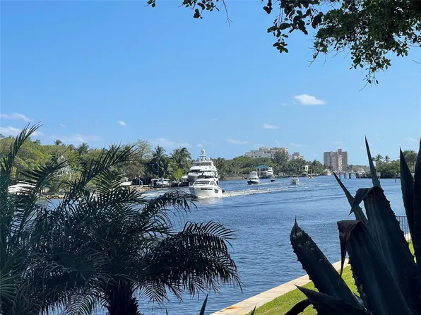 3150 NE 48th Court #109, Lighthouse Point, FL 33064