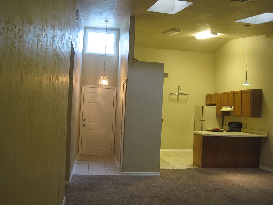 living room to entry/kitchen