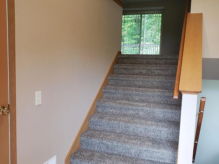 135 Nordic Way — Photo 2