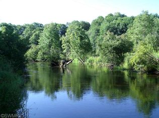 5261 E Hasenbank Rd, Free Soil, MI 49411