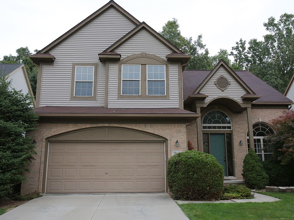 1st image of 39418 Dorchester Cir