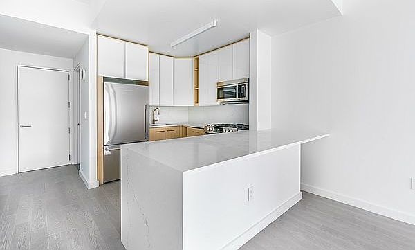 1st image of 101 W End Ave #4N