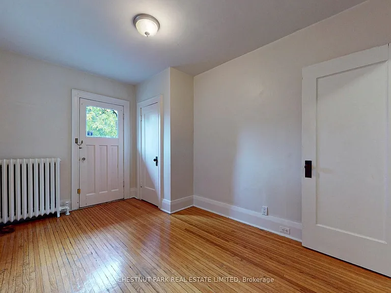 114 Colin Ave — Photo 34
