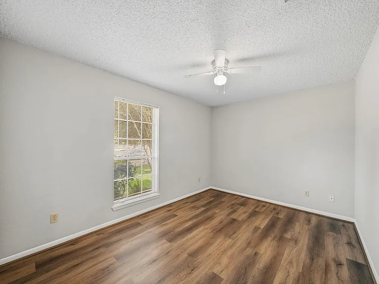 2819 Kettle Run — Photo 18