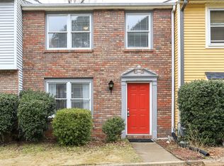 8884 Long Beach Cir, Sandy Springs, GA 30350