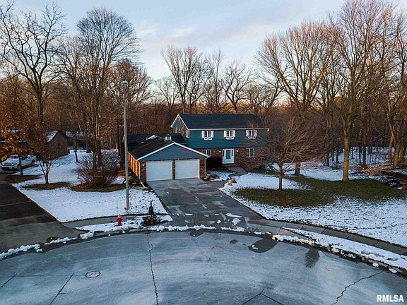 4th image of 78 Blackberry Ln