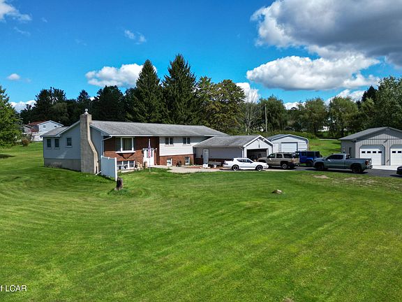 3rd image of 1704 Greenfield Rd