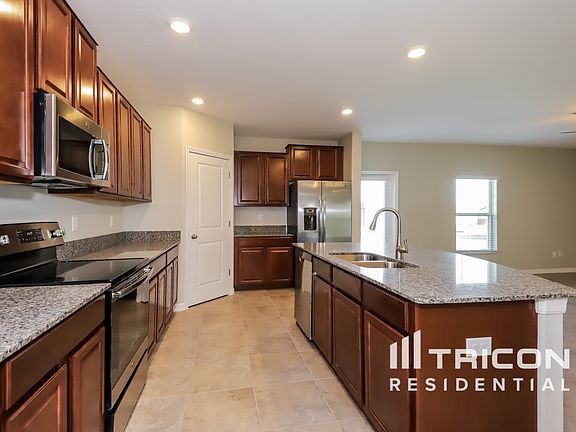4th image of 11103 Hudson Hills Ln