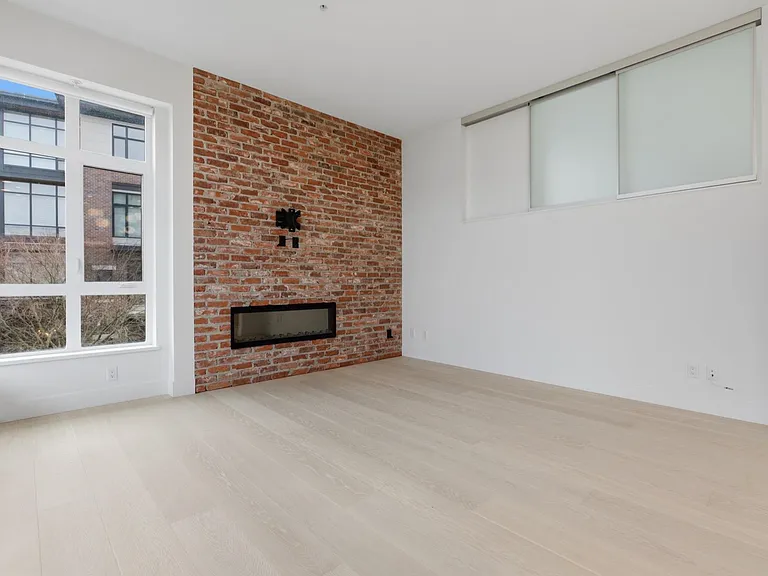 300 Salter St #205 — Photo 6