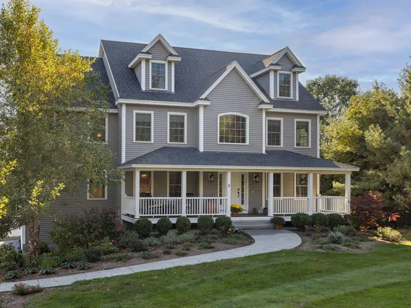 2 Alex Way, Stratham, NH 03885