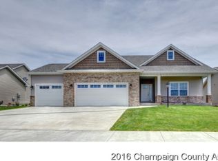 1420 Fieldstone Dr, Savoy, IL 61874