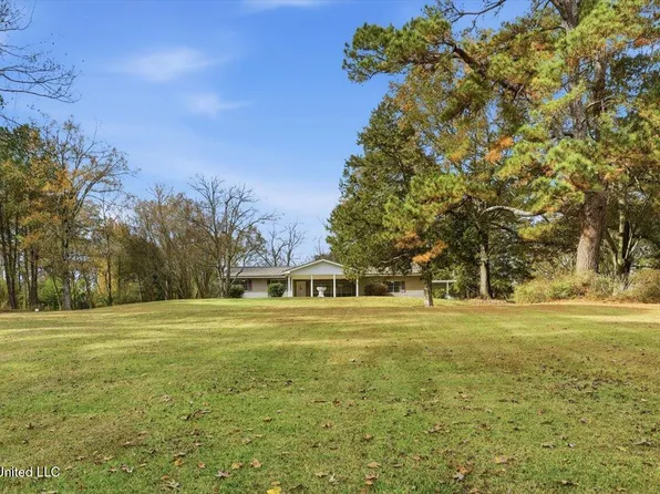 921 S Pearson Rd, Pearl, MS 39208