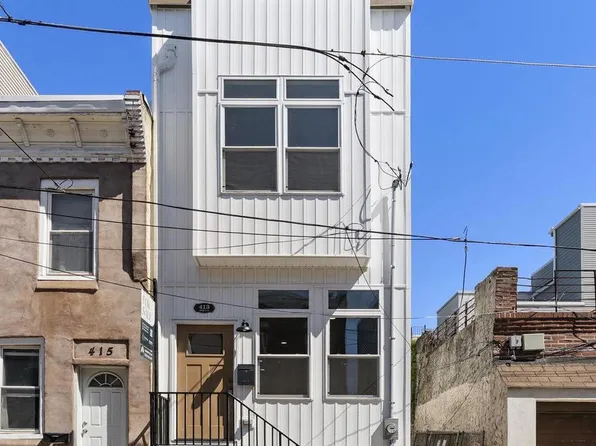413 Mercy St, Philadelphia, PA 19148