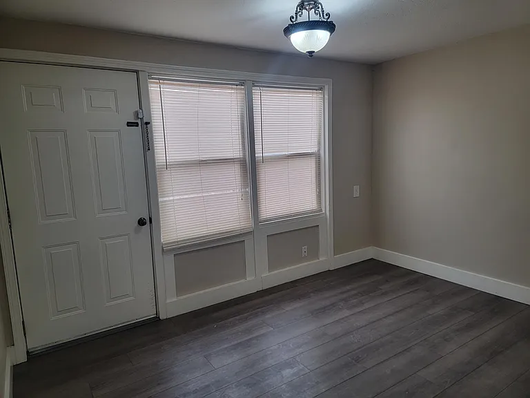 8490 S 1330 E — Photo 9