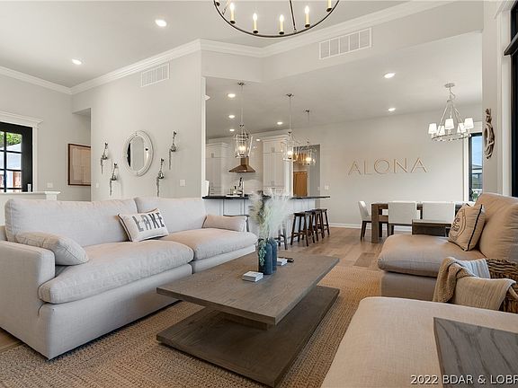 4th image of 5570 Alona Point