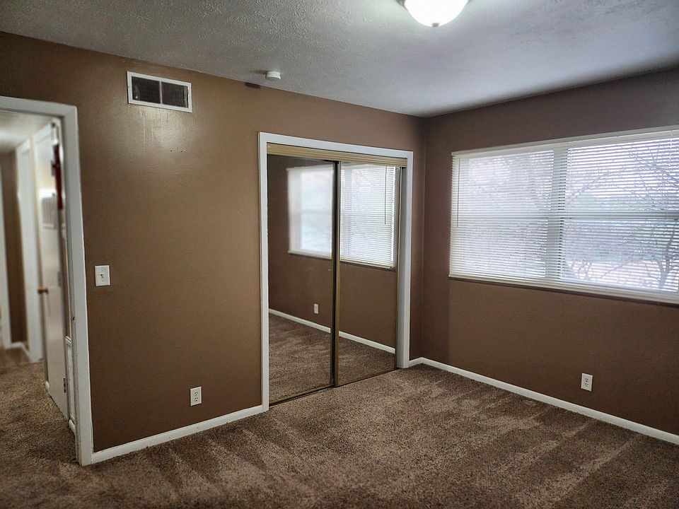 205 Fairlane Dr Bellevue NE Zillow