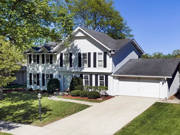 363 Anjou Dr, Northbrook, IL 60062