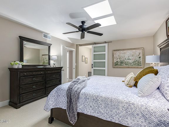 4th image of 10418 W KINGSWOOD Circle W