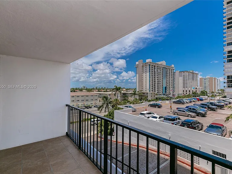2401 S Ocean Dr #404 — Photo 28
