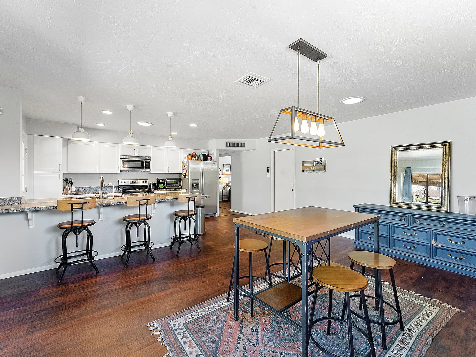 4 bed, 1653 sqft, $750 — Photo 3
