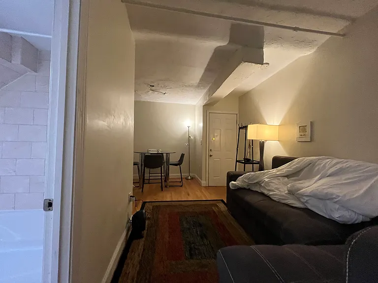 41 Bay State Rd — Photo 12