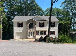 20 Brunswick Dr, Mount Pocono, PA