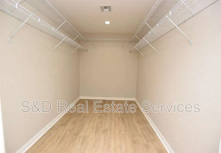 1606 Taylor Landing Dr — Photo 23