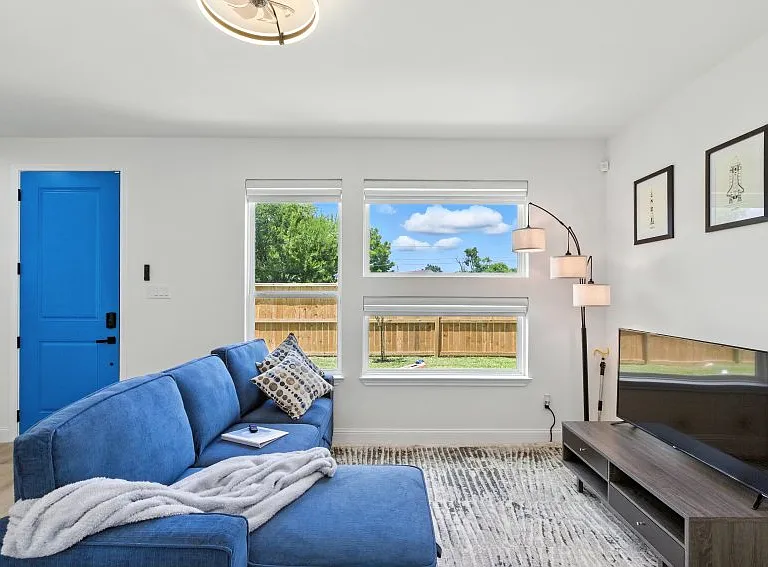 3902 McKinley St #1-A — Photo 2