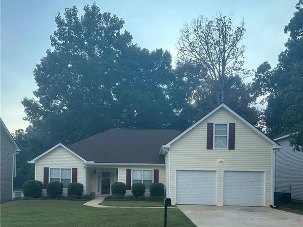 2967 Hampton Club Way, Lithonia, GA 30038