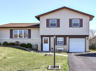 1491 Armstrong Ln, Elk Grove Village, IL 60007