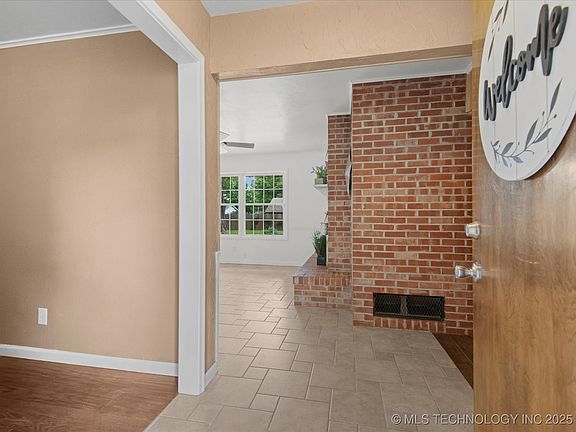 4th image of 1508 Lariat Dr