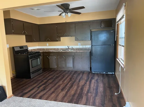 (undisclosed Address), Milwaukee, WI 53222