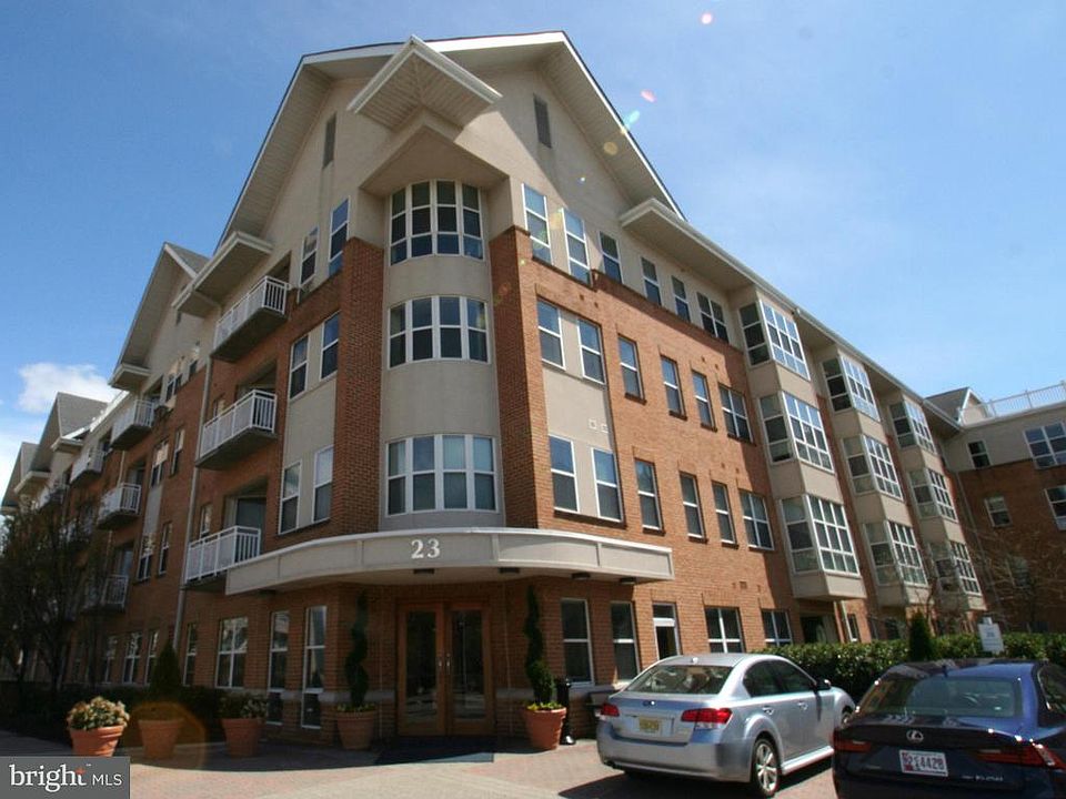 1st image of 23 Pierside Dr Unit 324