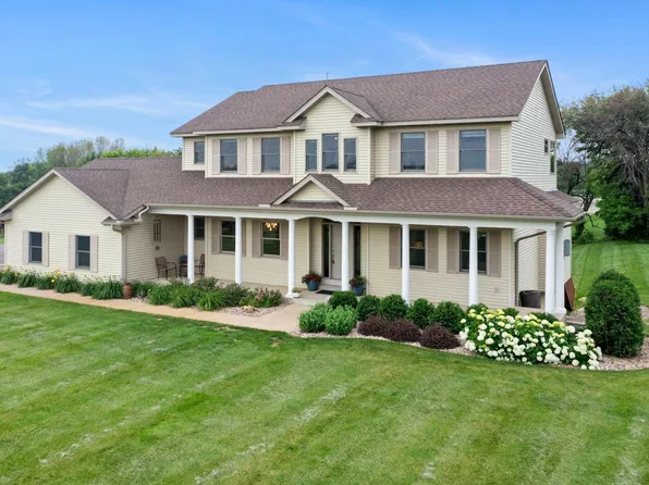 18820 Redwing Trl, Jordan, MN 55352